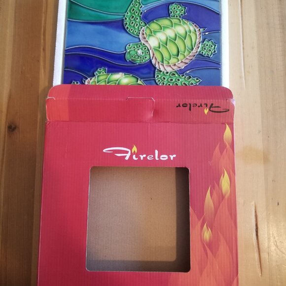Firelor Glazed Hand Crafted Painted Turtles Ceramic Decor Tile - 7.75" x 7.75" - Picture 5 of 6